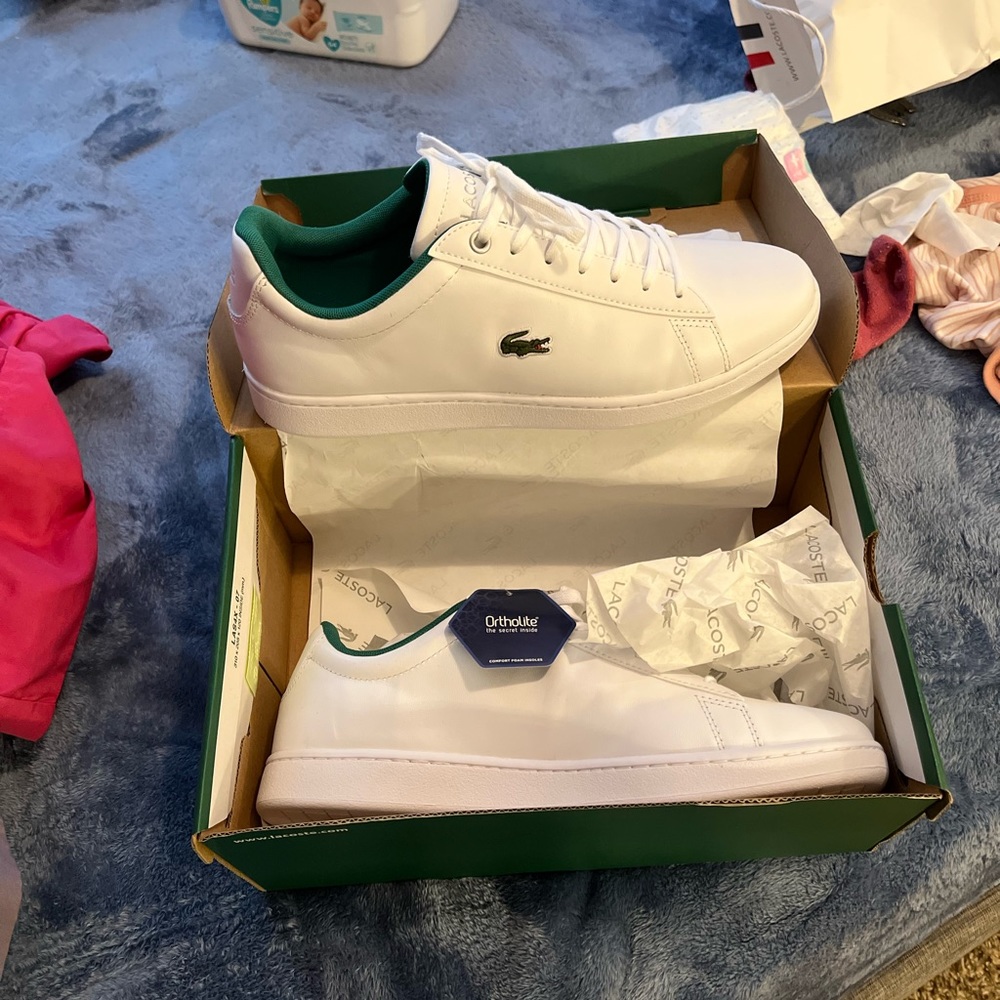 Selling lacoste men shoes. Size 10 new new I didn’t like them